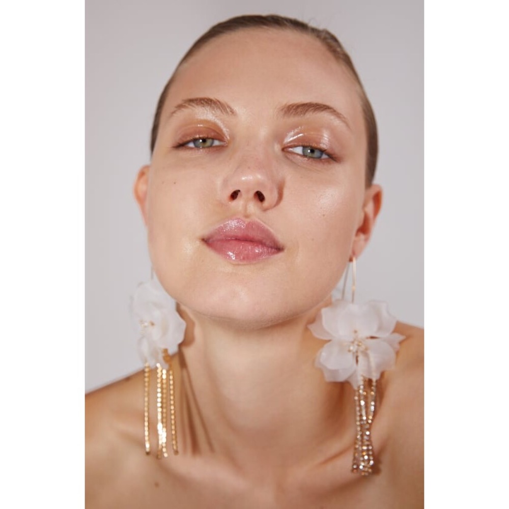 Zara Gold and White Floral Earrings